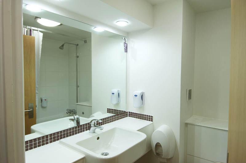 Premier Inn Premier Inn Crewe 南特威奇 外观 照片
