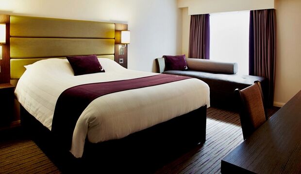 Premier Inn Premier Inn Crewe 南特威奇 外观 照片